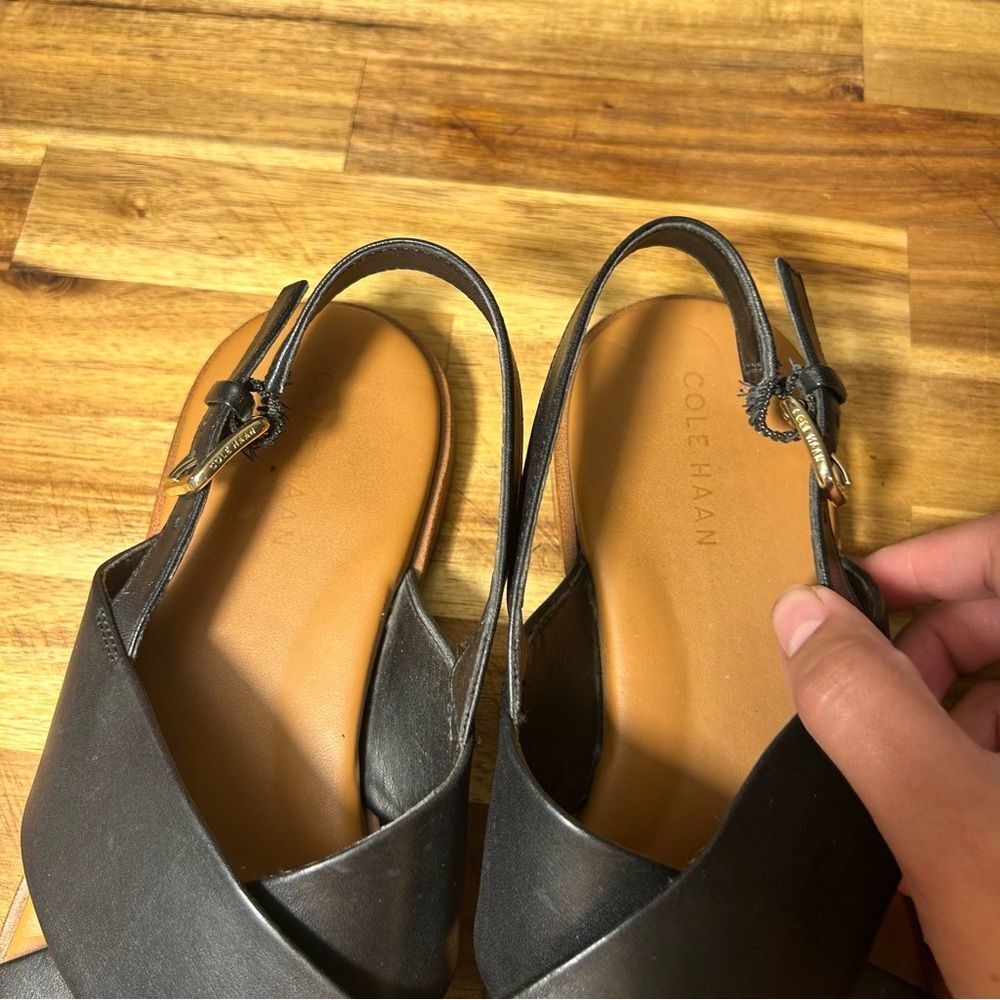 Cole Haan Fernanda Grand Flat Black Leather Sandals Size 5.5 - Picture 6 of 14